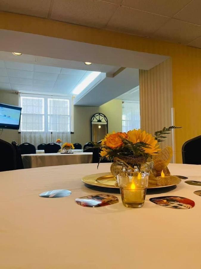Senate Suites Extended Stay Hotel Topeka Eksteriør bilde